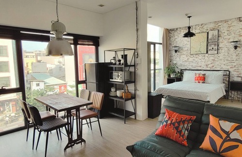 District 1 Apartment | Sunny Greenery oasis in downtown