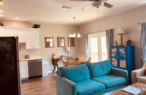 Fort Walton Beach Condo | Sunny Happy Place by the Beach, Sleeps 6. Beach service March 1 to October 30.