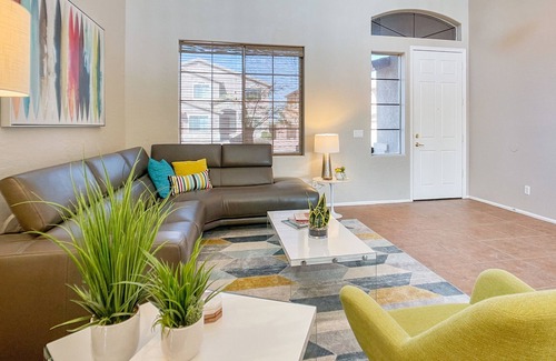 Laveen Village House | SUNNY HAVEN modern luxury VIEW home GATED, heated POOL, SPA, gas BBQ / firepit