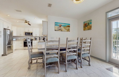 Fort Walton Beach - Destin House | Sunny home with great outdoor space, pool & tennis courts - walk to the beach