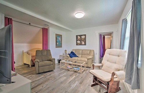 Homosassa House | Sunny Homosassa Escape with Shared Pool and Yard