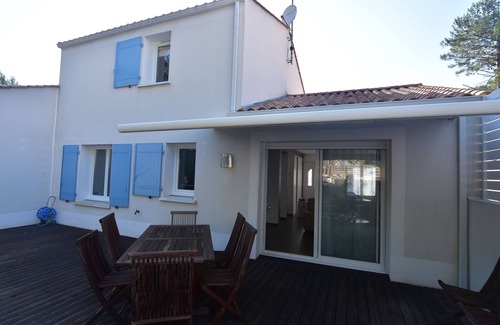 La Tranche-sur-Mer House | Sunny house 300 m from the beach