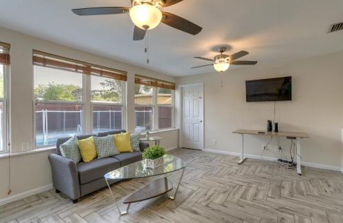 St. Petersburg - Clearwater House | Sunny Kenneth City Vacation Rental with Private Pool