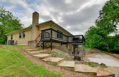 Dennis House | Sunny Lakefront Family Paradise with Deck and 2 Kayaks