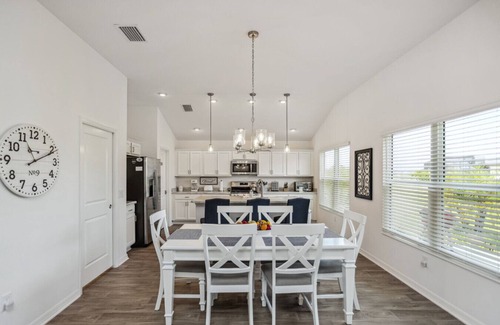 Wildwood House | Sunny Licciardello Home (DeLuna)