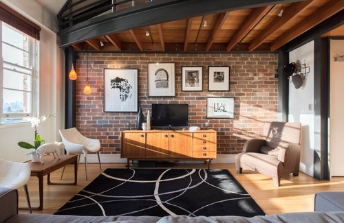 Potts Point Apartment | Sunny Loft Lookout with Iconic Sydney Views