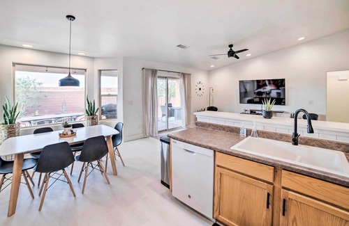 Page House | Sunny Page Home: The Gateway to AZ Adventure!