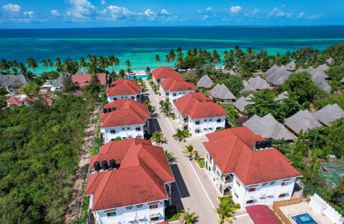 Uroa Hotel | Sunny Palms Beach Bungalows