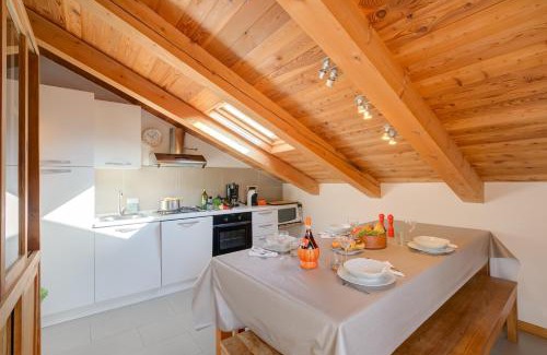 Oulx Apartment | Sunny Penthouse - Happy Rentals