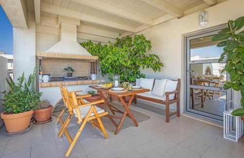 Petaloudes Apartment | Sunny Penthouse,Modern Amenities+Aegean View