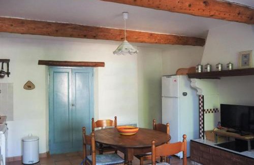 Monteux Apartment | Sunny Provence Home with Terrace