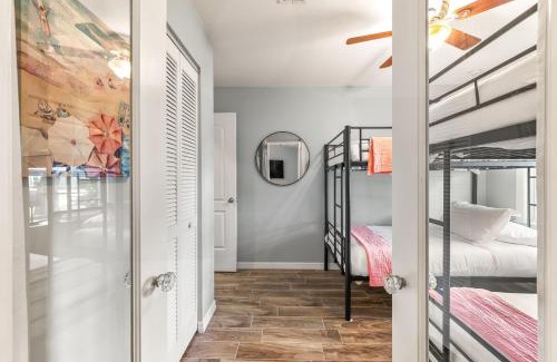 St. Augustine House | Sunny Retreat Near Downtown & Beaches