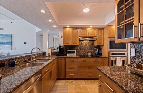 Redington Shores Condo | Sunny Retreat on Pristine Beach - Redington Shores