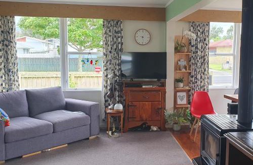 Waihi House | Sunny Room on Thomas