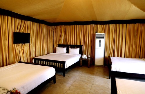 Paud Resort | Sunny's World