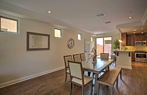 Crown Point House | Sunny San Diego Escape < 2 Miles to Pacific Beach!