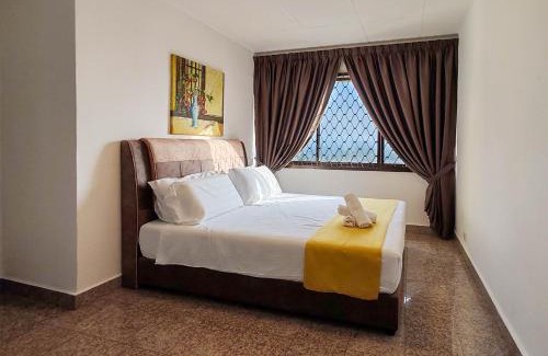 Si Rusa Apartment | 'Sunny Seaview' at Regency corner unit with 2 carpark by Shine Stay