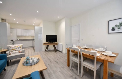 Troon House | Sunny Shores Cottage