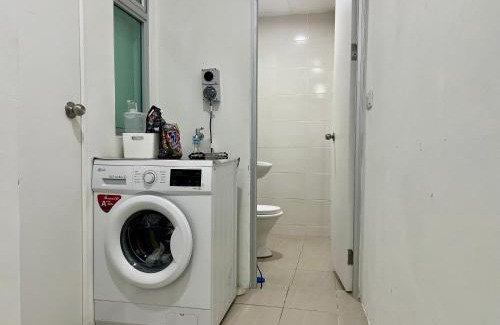 Pusat Komersil Lee Ling Apartment | Sunny Sight Homestay Metrocity