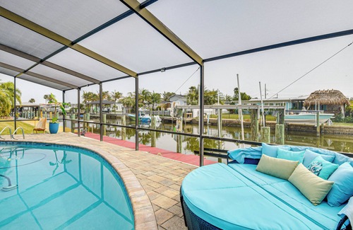 Bethune Grant Cottage | Sunny South Daytona Home w/Pool & Grill!