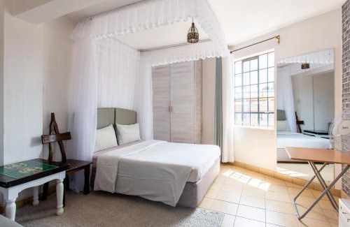 Ngara West Apartment | Sunny Spacious Studio