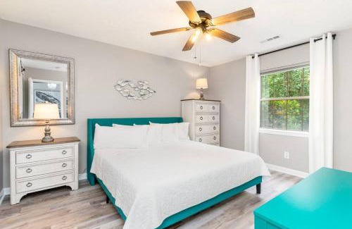 Pawleys Island Apartment | Sunny & Stylish 1st Fl 2 bed 2bath SM dogs OK at True Blue - Pawleys Island,