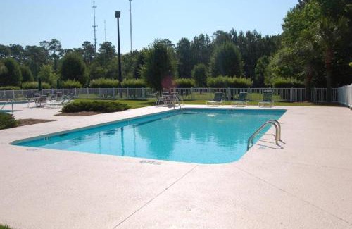 Pawleys Island Apartment | Sunny & Stylish 1st Fl 2 bed 2bath SM dogs OK at True Blue - Pawleys Island,