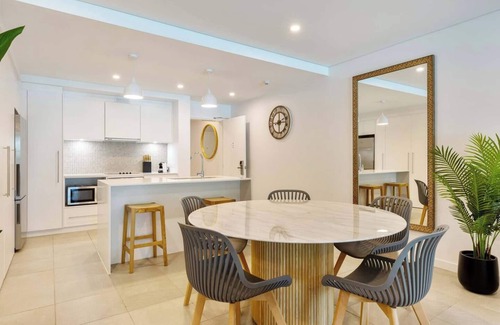 Port Douglas Resort | Sunny Swim out Serenity with Direct Beach Access