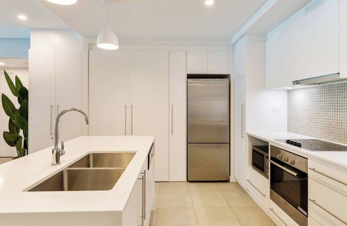 Port Douglas Resort | Sunny Swim out Serenity with Direct Beach Access