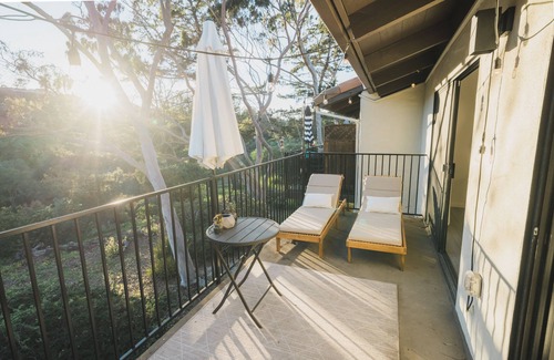 Alta Mesa Condo | Sunny, tranquil condo w/pool, spa, forest view - 5 mins to beach