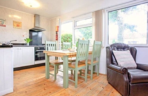 Dawlish Warren Ski Chalet | Sunny View, 2 Bedroom Chalet on the 4* Welcome Holiday Park in Dawlish Warren