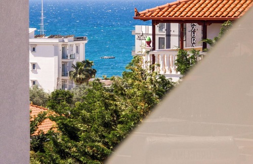 Ksamil Villa | Sunny Villa