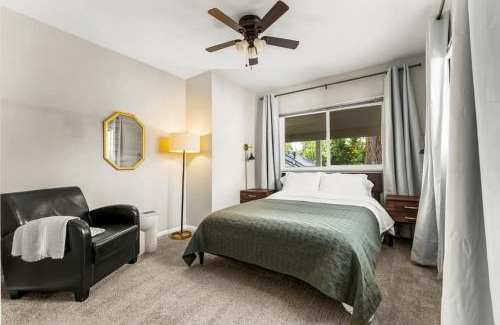 Edgewater House | Sunny West Denver Escape Stylish 2BR Retreat
