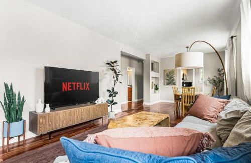 Edgewater House | Sunny West Denver Escape Stylish 2BR Retreat