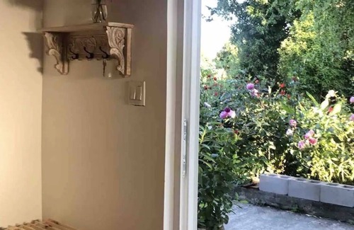 Arcata Apartment | Sunnybrae Garden Studio