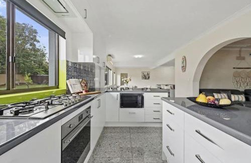 Ulladulla House | SunnyDaze in the Heart of Ulladulla
