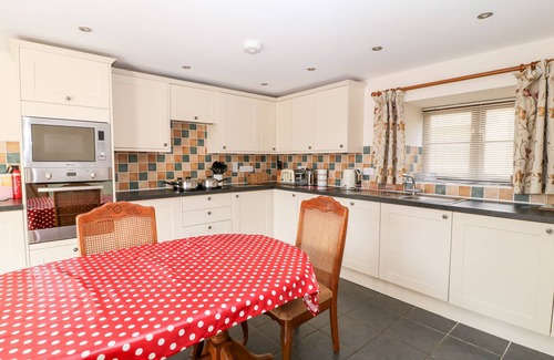 Beaworthy Cottage | SUNNYMEAD COTTAGE, pet friendly, with a garden in Ashwater