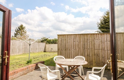 Beaworthy Cottage | SUNNYMEAD COTTAGE, pet friendly, with a garden in Ashwater