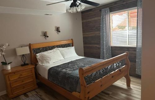 St. George House | Sunnyside Cabin