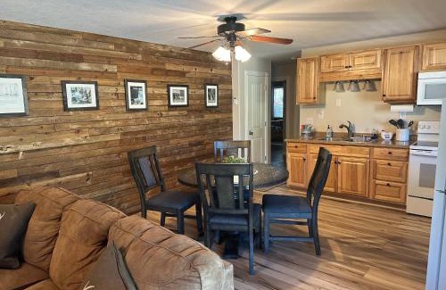 St. George House | Sunnyside Cabin