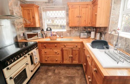 Muston House | Sunnyside Cottage