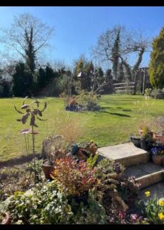 Howlett End Bed & Breakfast | Sunnyside Cottage