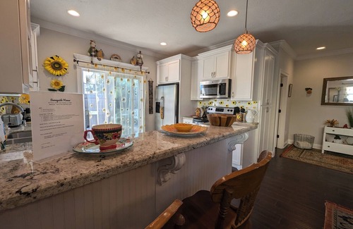Lake Charles House | Sunnyside House at Penn Properties