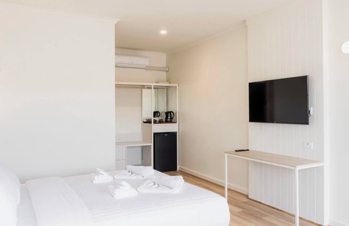 Port Broughton Hotel | Sunnyside Motel
