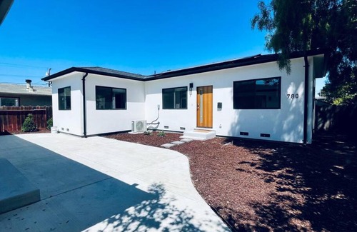 Snail House | Sunnyvale Cozy New 3B3b home/Gogle/speed WiFi