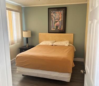 Leamington Hotel | Sunparlor Motel