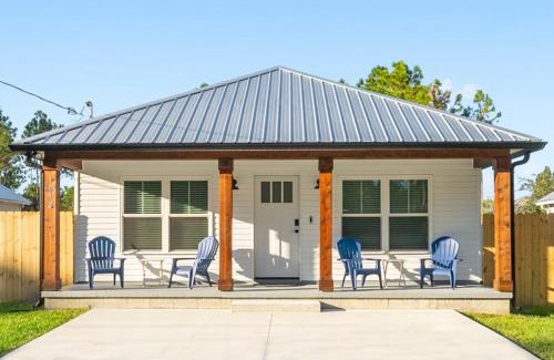 St. Augustine House | SunRay Cottage - Minutes to Downtown & Beaches