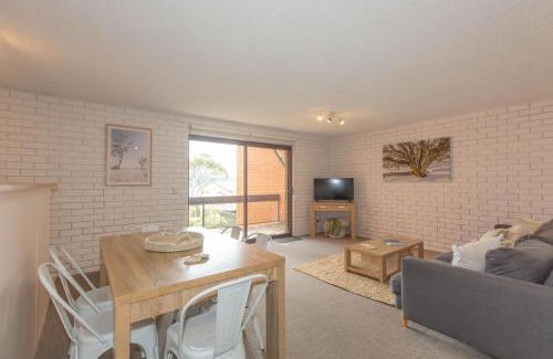 Jindabyne Apartment | Sunrise 15