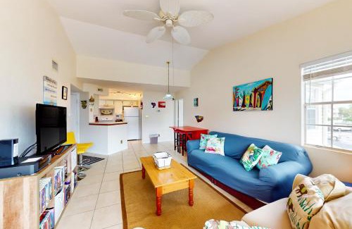 Ocean Side Village Apartment | Sunrise Beach Bliss