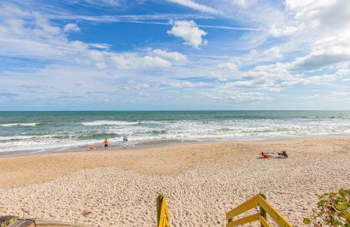 Ocean Side Village Apartment | Sunrise Beach Bliss
